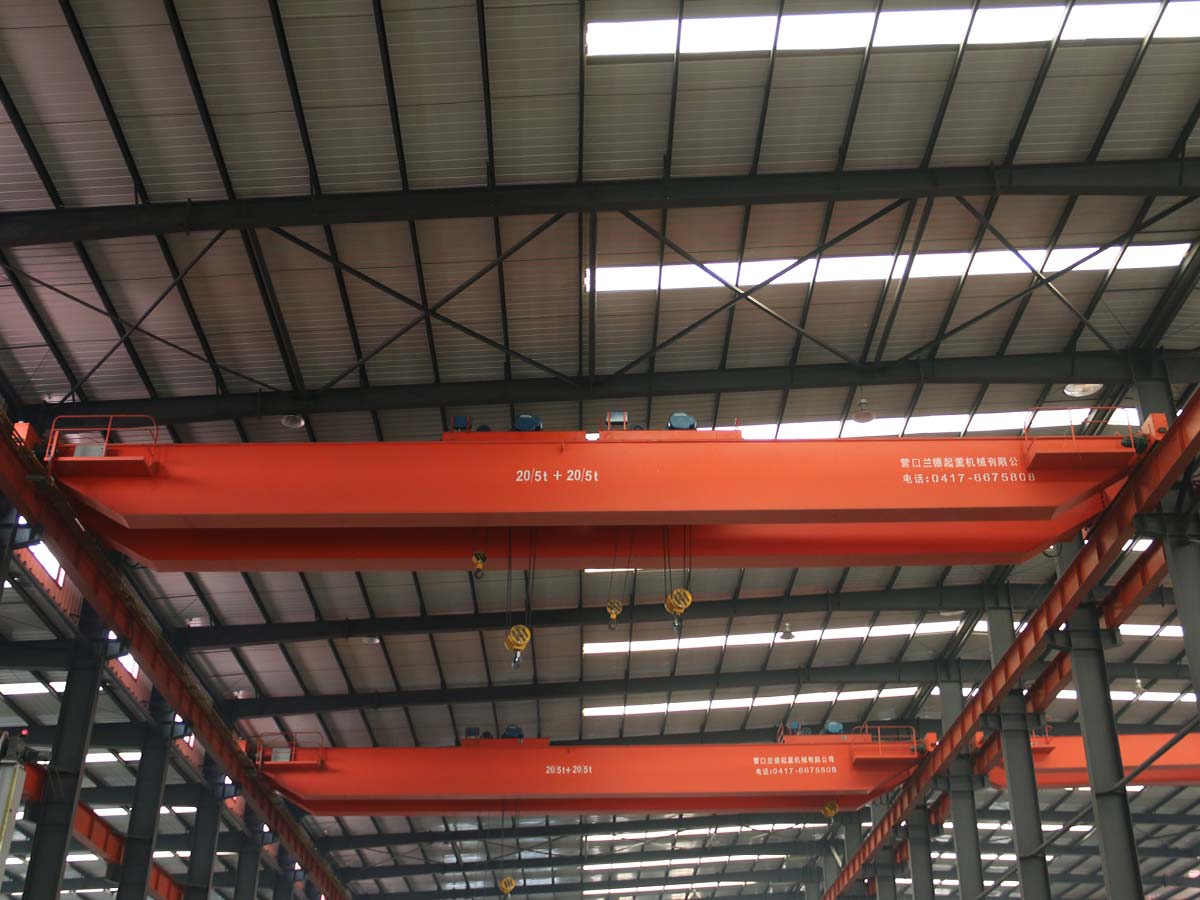 LHE型20+20噸電動葫蘆橋式起重機(jī)